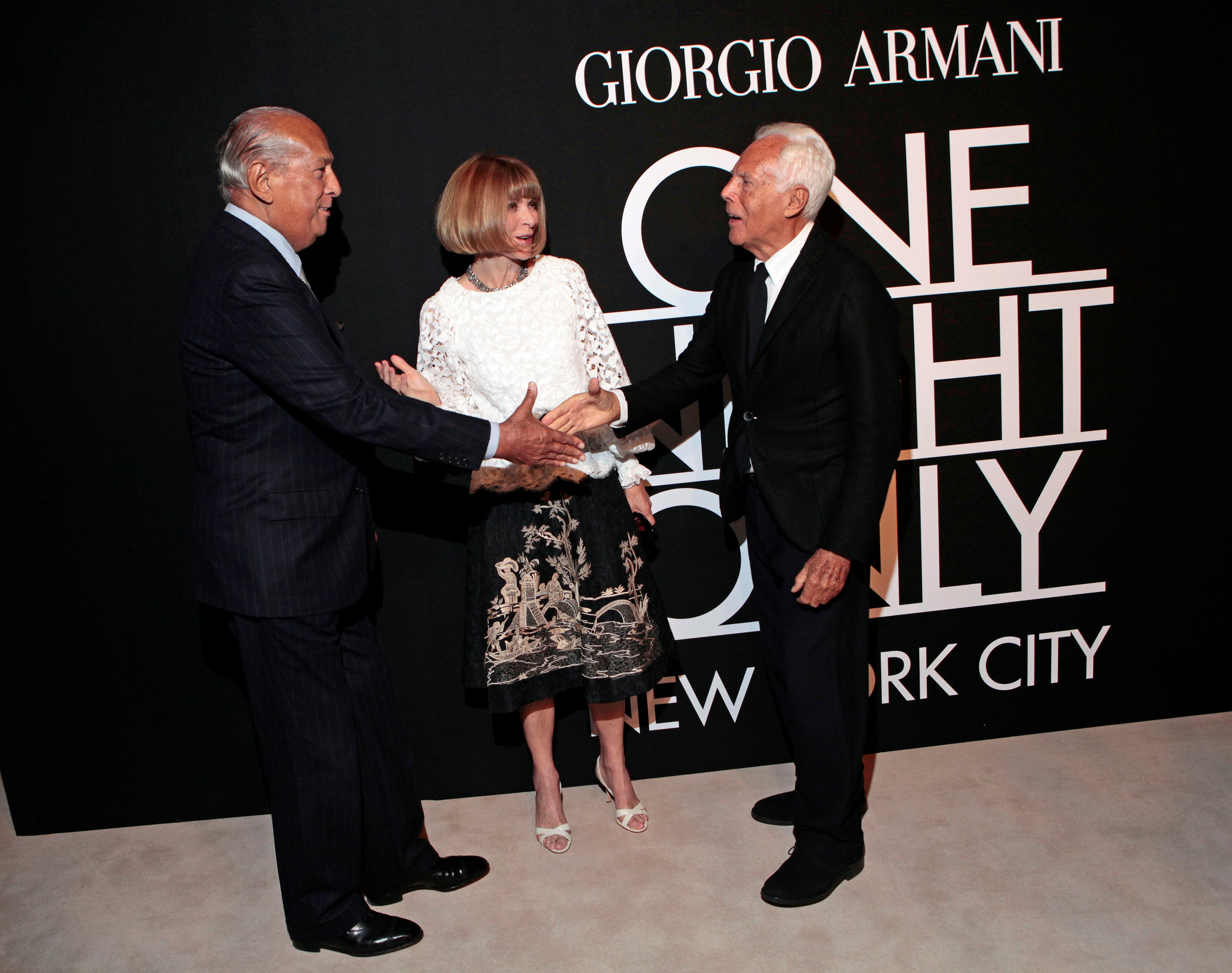 FILE — From left: Oscar de la Renta, Anna Wintour and Giorgio Armani during Armani’s “One Night Only