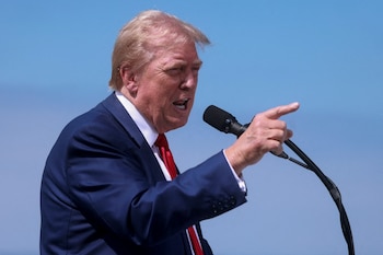 Jeanine John Taele fue detenido cerca del campo de golf de Donald Trump en Rancho Palos Verdes antes de una visita prevista del presidente a Los Ángeles (REUTERS/David Swanson REFILE - QUALITY REPEAT).