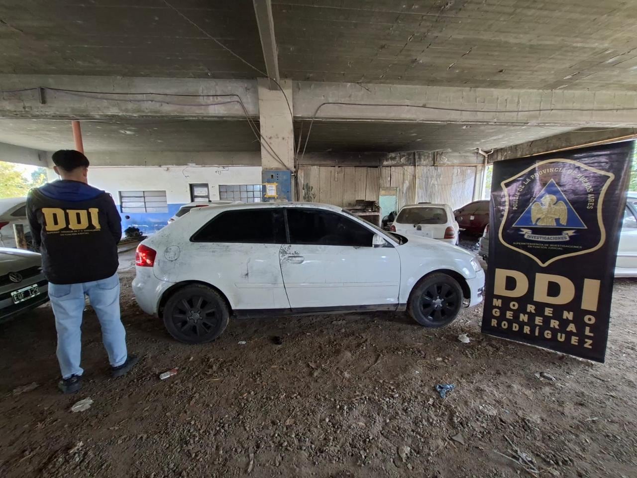 El Audi que fue captado circulando por el country el día del robo