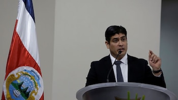 OIJ analiza celular y dispositivos electrónicos del expresidente Carlos Alvarado Quesada por el caso UPAD