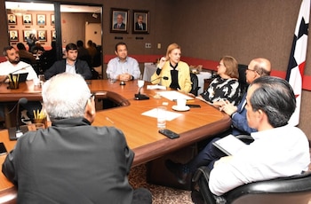 Miembros del Comité Intergremial del Agua en Panamá debaten iniciativas bajo una plataforma de trabajo conjunta. (Cortesía)