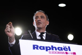 Raphaël Glucksmann Francia