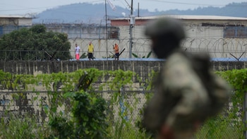 Ejército de Ecuador llevó a la Fiscalía una denuncia por presunto abuso sexual de militares en una cárcel de mujeres