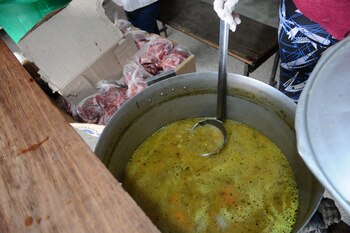 Comedores populares (Maximiliano Luna)