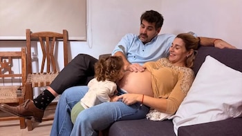 Marcela Pagano presentó a Hipólito, su hijo recién nacido, con una tierna foto