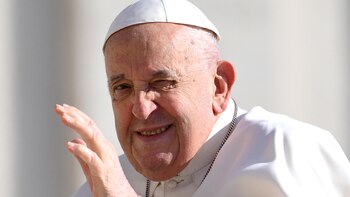 El papa lamenta que recursos