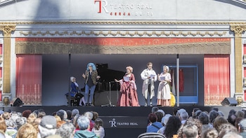 La Carroza del Teatro Real regresa a Granada este jueves con un concierto lírico de cinco jóvenes artistas