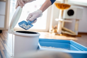 Usar limpiadores suaves y sin