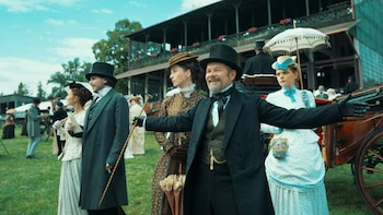 La novela polaca del siglo XIX que Netflix convierte en el próximo “Bridgerton”: una historia de amor oscura, clase social y un empresario obsesionado