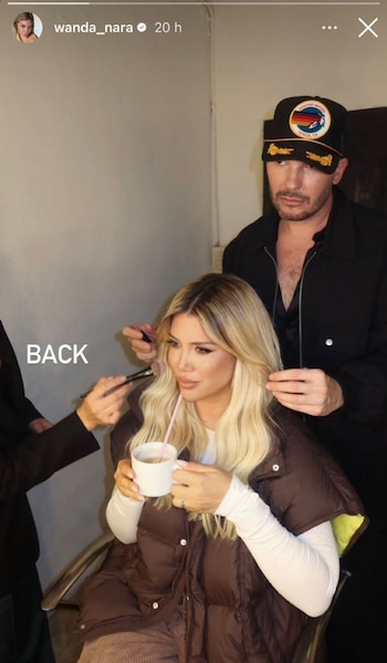 Wanda Nara aparece en una foto acompañada por un nuevo estilista