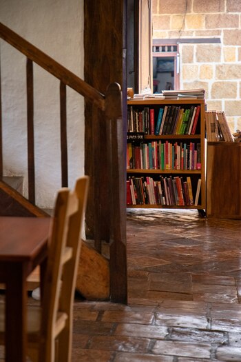 Foto de la librería Aljibe