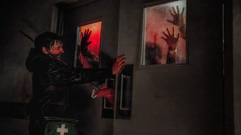 Primer vistazo a la nueva película de ‘Resident Evil’ con el director de ‘Weapons’