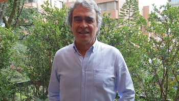 Sergio Fajardo, en su tercera candidatura presidencial, defiende una política “cívica y ciudadana” alejada de las maquinarias: “Es insostenible una Colombia en confrontación”