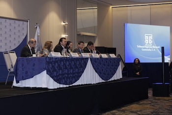 Los magistrados del TSE reformaron cuatro reglamentos electorales para precisar cuándo la promoción de imagen se convierte en campaña anticipada.
