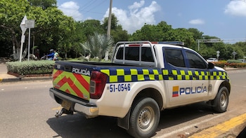 Ataque con explosivos en Saravena: caravana de la Policía fue emboscada y dejó varios uniformados heridos