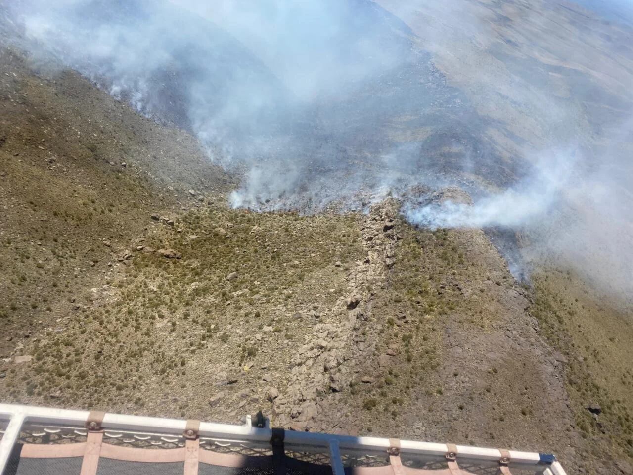 Personal especializado trabajó durante varias jornadas en la zona de Cerro Regalón Monte Comán