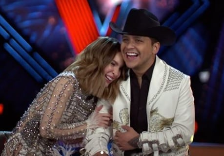 Usuarios en redes sociales comparan el nuevo video de Ángela Aguilar y Christian Nodal con una grabación similar que el cantante protagonizó con Belinda hace tres años, donde ambos se juraron no terminar la relación. (IG: lavoztvazteca)