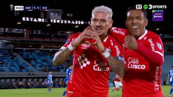 Golazo agónico de Carlos Garcés tras brillante cabezazo en Cienciano vs Juventud por Copa Sudamericana 2026