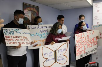 Tras presión comunitaria, el migrante