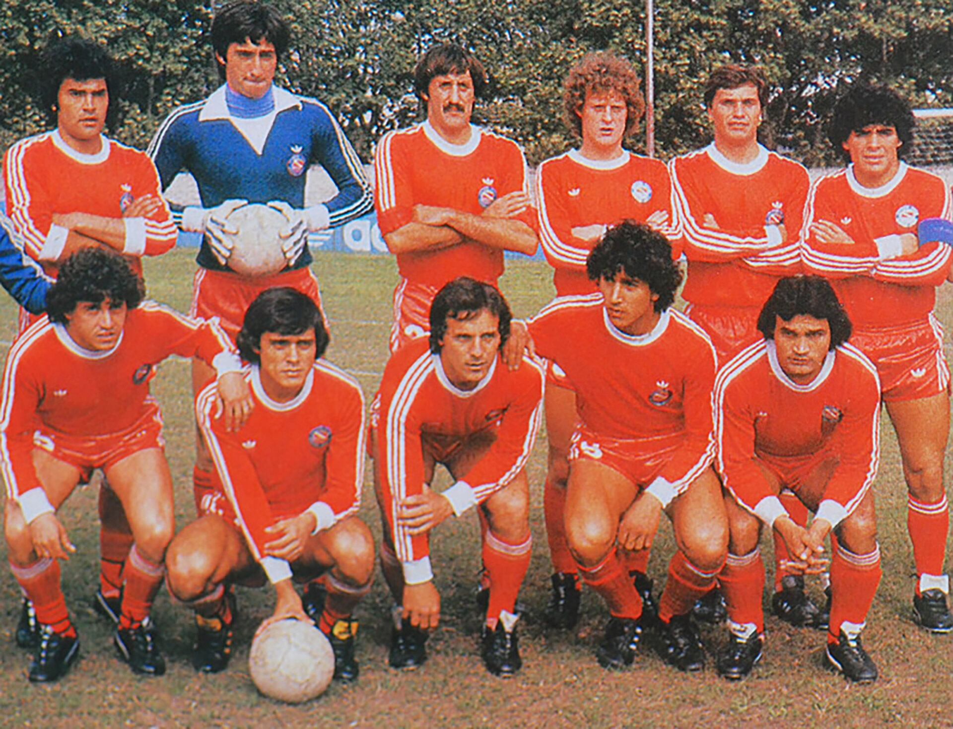 Equipo de Argentinos Juniors subcampeón del Metropolotano 1980 donde fue compañero de Maradona