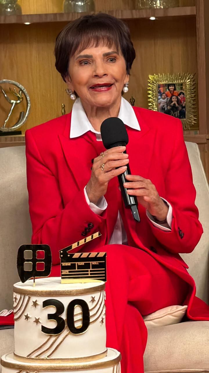 La periodista destaca la rigurosa labor del estudio de espectáculos de TV Azteca (Infobae México)