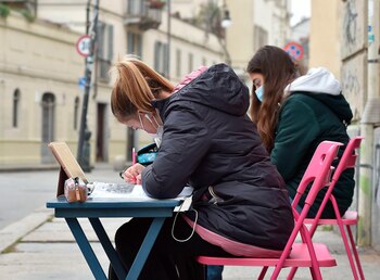 Estudiantes en Italia (EFE/EPA/Alessandro Di