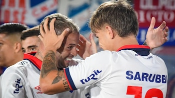 Nacional apunta a recuperar a su principal ariete para enfrentar a Universitario en la revancha de la Fase de Grupos de la Copa Libertadores 2026