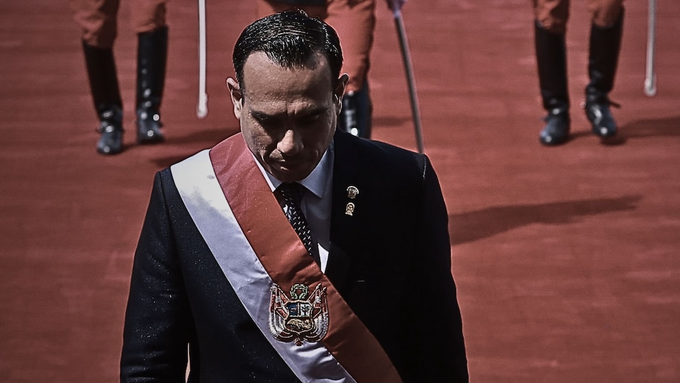 José Jerí fue destituido: Cómo y cuándo se elegirá al nuevo presidente de Perú y quiénes son los principales candidatos José Jerí fue destituido: Cómo y cuándo se elegirá al nuevo presidente de Perú y quiénes son los principales candidatos