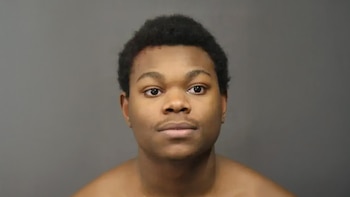 La defensa de Matthews pidió