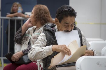 Personas de 65 años y