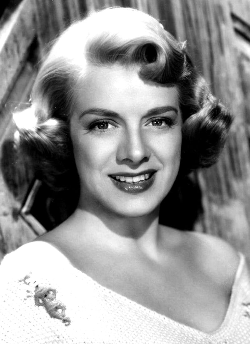 Rosemary Clooney sufrió diversos problemas personales producto de eventos desafortunados (Wikipedia)