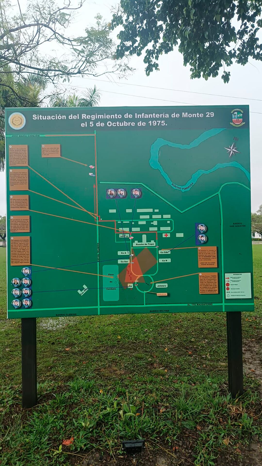 Cartel que señala los sitios donde murieron cada uno de los soldados