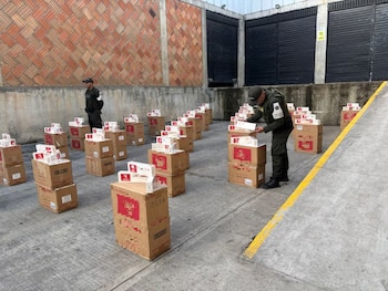 El operativo de incautación forma parte de la estrategia nacional para proteger la economía legal y fortalecer el comercio formal en la frontera sur - crédito Policía Nacional