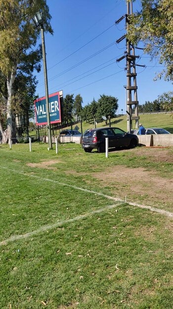 El auto fue desplazado hacia