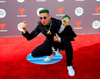 En la imagen, el cantante