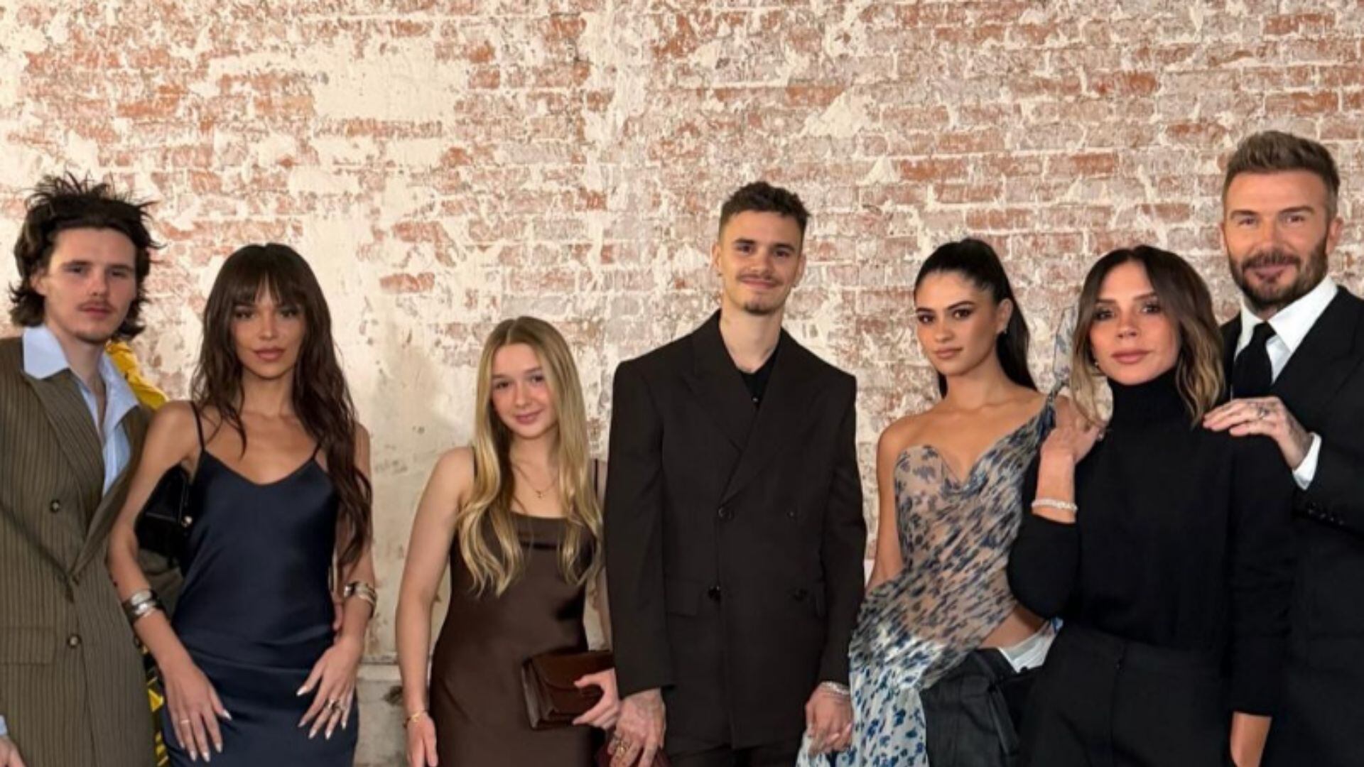 Brooklyn no fue visto en las celebraciones por el cumpleaños de su padre (@victoriabeckham).