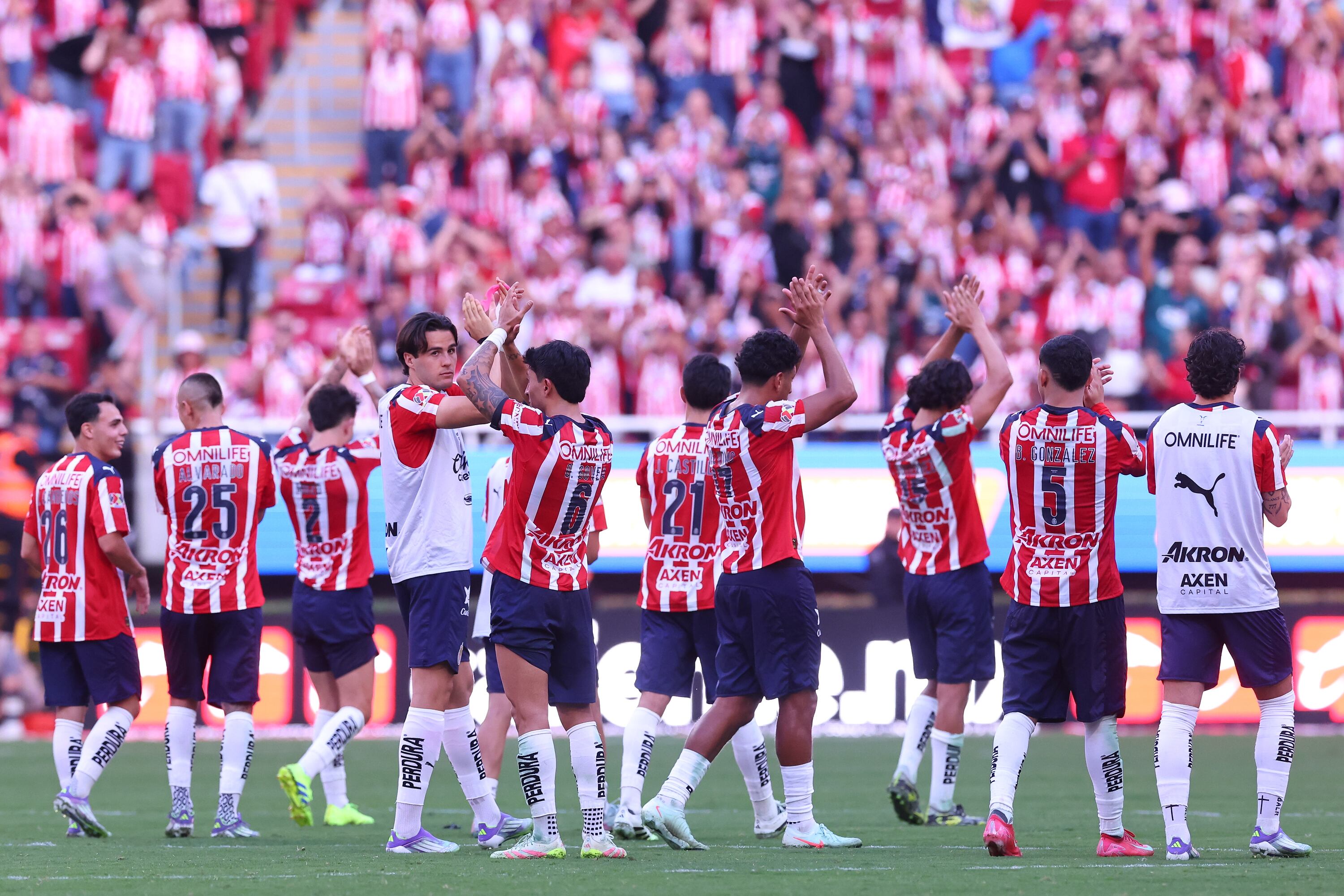 El Rebaño Sagrado buscará en el clásico moderno un triunfo vital para mejorar su arranque irregular en el Apertura 2025 (X / Chivas)
