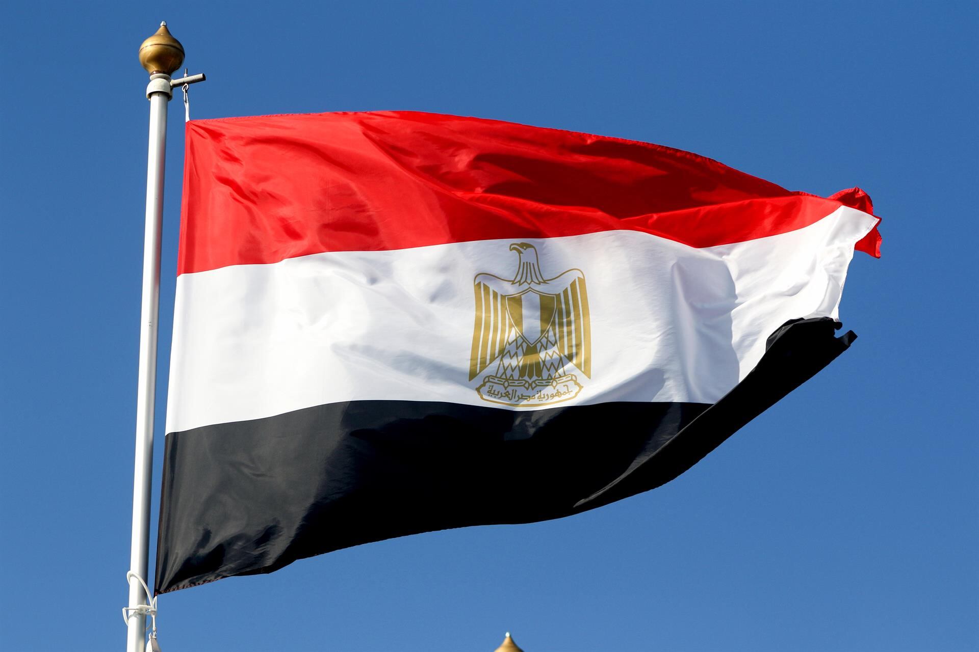 Registrado un incendio en dos buques cisterna de gas en el puerto de Damietta, en Egipto