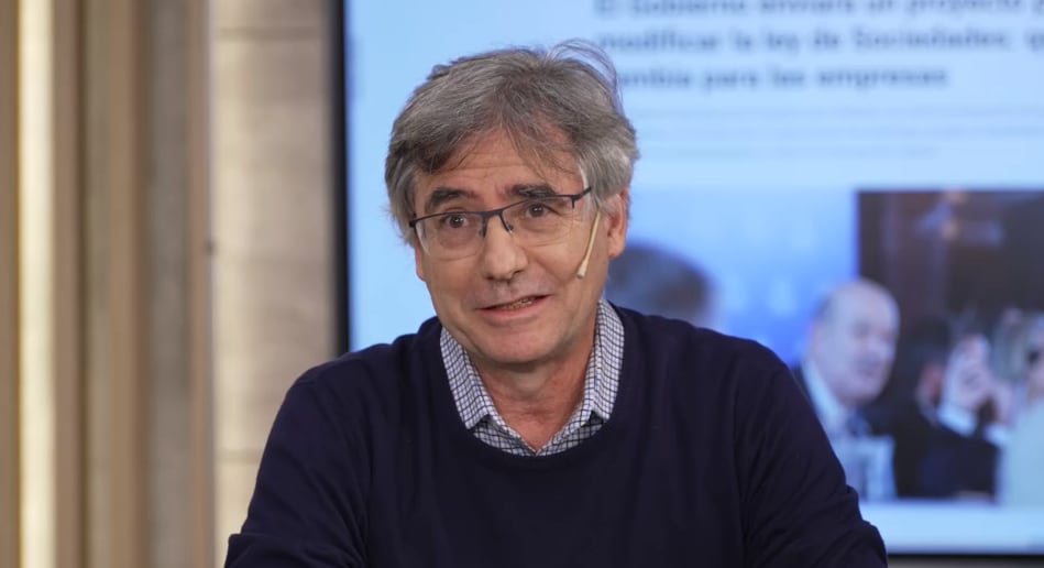 Roy Hora advierte que la política de cuidado debe ser central en la agenda pública ante el envejecimiento demográfico (Infobae en Vivo)
