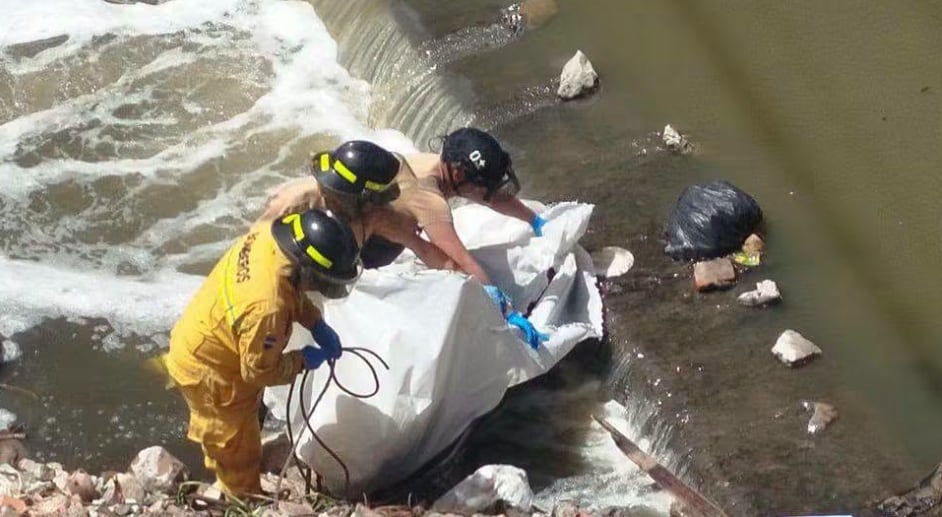 “Le di su último beso en la frente”: Hallan en bolsas plásticas el cuerpo de una menor desaparecida en Honduras
