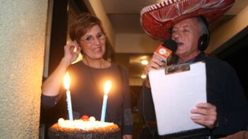 Le cantaron "La_Mañanita" y le