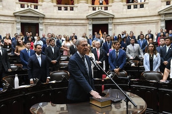Juan Schiaretti juró como diputado