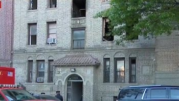 Tragedia en el Bronx: muere un niño de un año en el incendio de un edificio residencial
