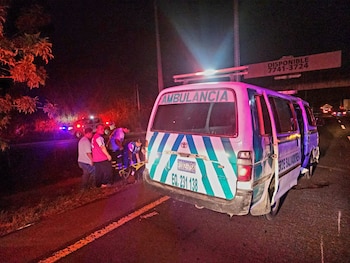 El Observatorio Nacional de Seguridad Vial reportó 14.487 accidentes de tránsito en 2026, con 10.157 lesionados y 928 fallecidos en el país. (Foto: Cruz Verde Salvadoreña)