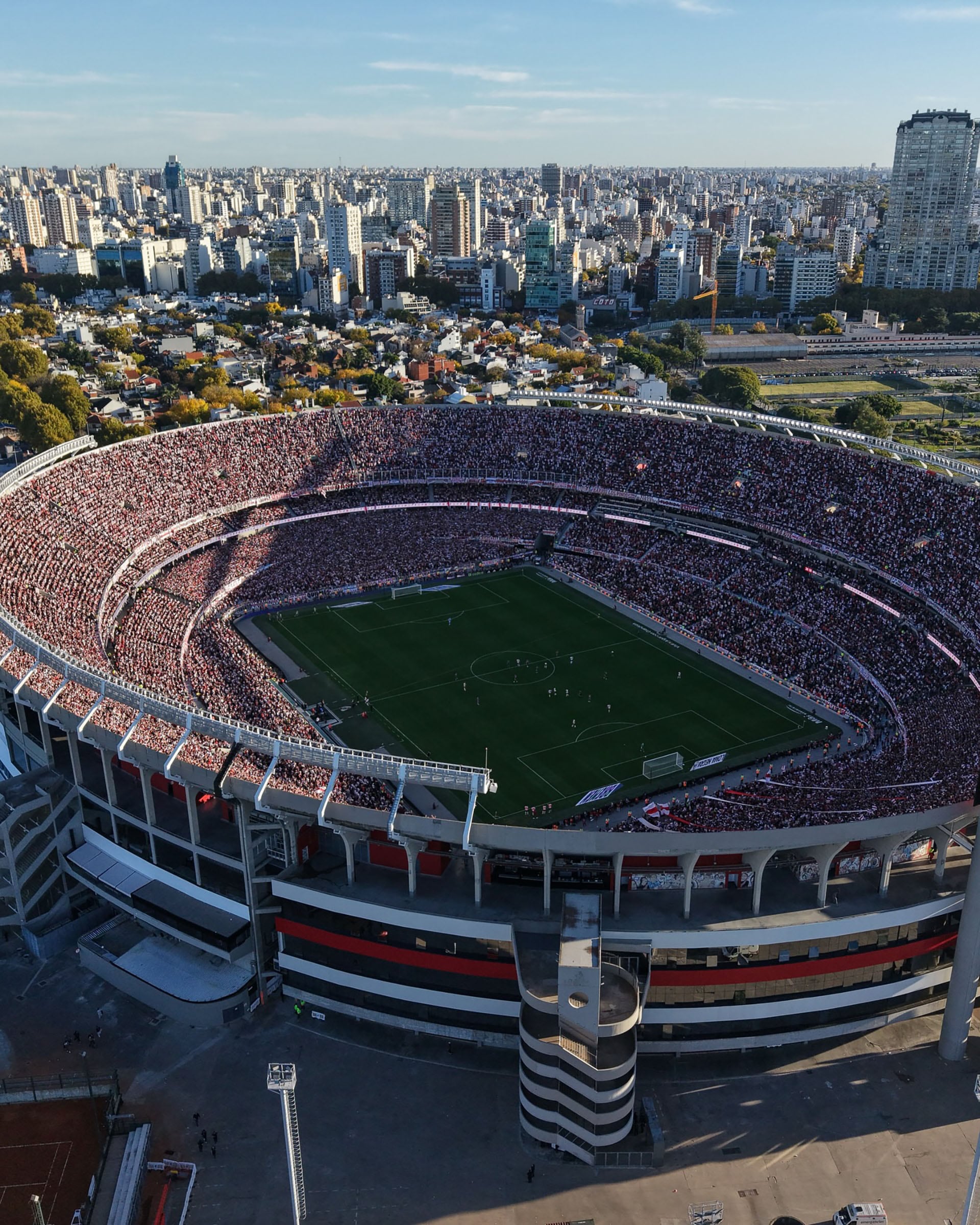 El Monumental, casa de River Plate, fue el escenario elegido para realizar una prueba piloto para la venta de alcohol en el fútbol argentino (Foto: @riverplate)