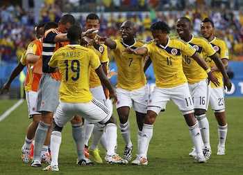 La Selección Colombia celebrando uno de los cuatro goles que anotó frente a Japón en Brasil 2014 - crédito AFP