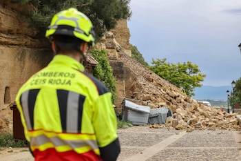 Una parte de la muralla de San Vicente de la Sonsierra (La Rioja) se cae por la lluvia