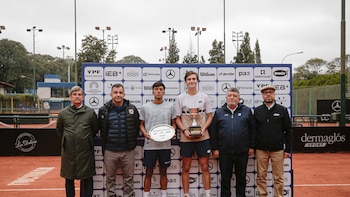 Luciano Ambrogi hizo historia en Tucumán y levantó el primer Challenger de su carrera