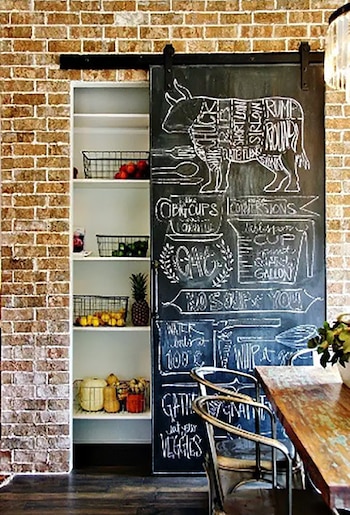 Una puerta de granero de