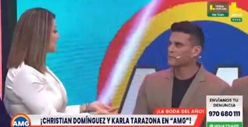La inesperada reacción de Christian Domínguez cuando Karla Tarazona revisó su celular frente a cámaras. Captura: Arriba Mi Gente.